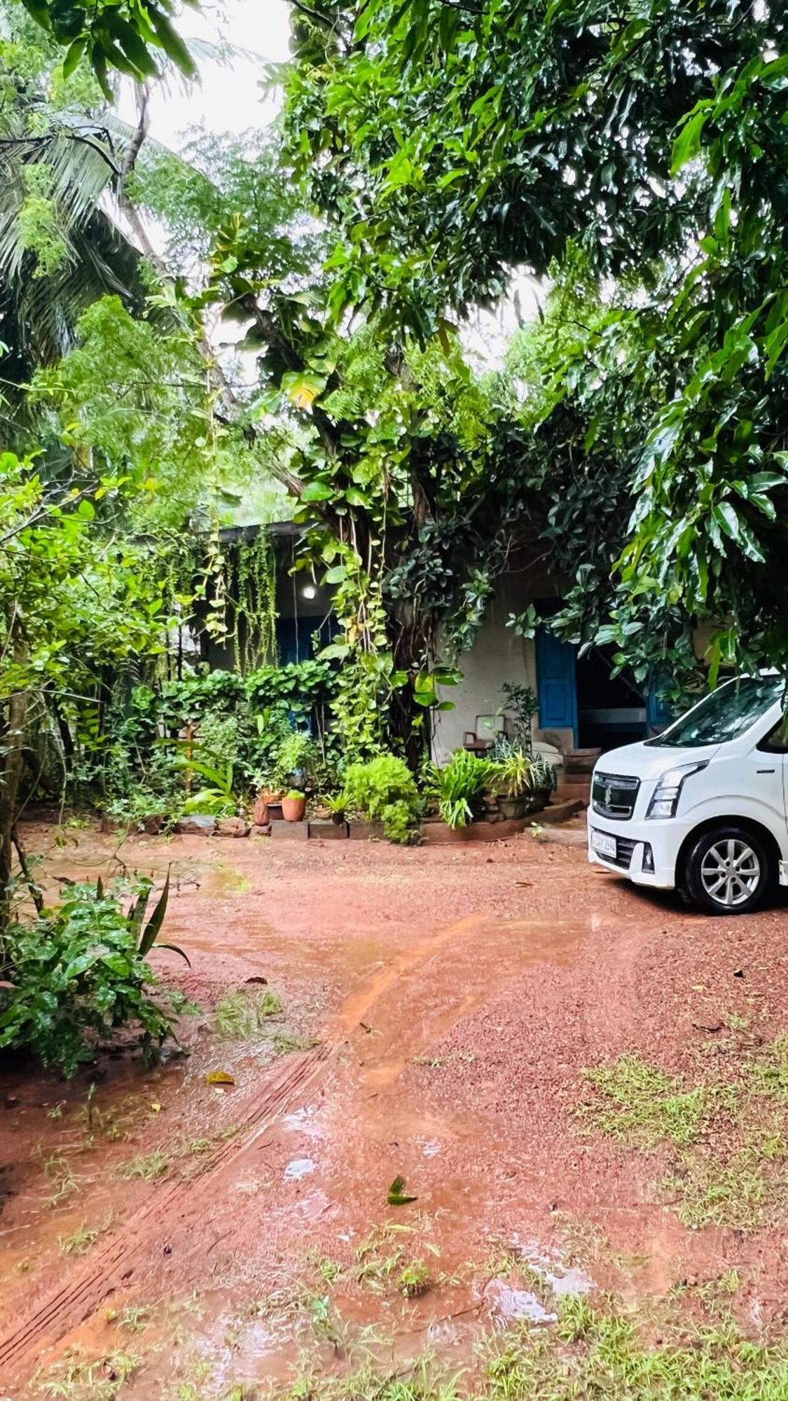 Kataragama Homestay Extérieur photo