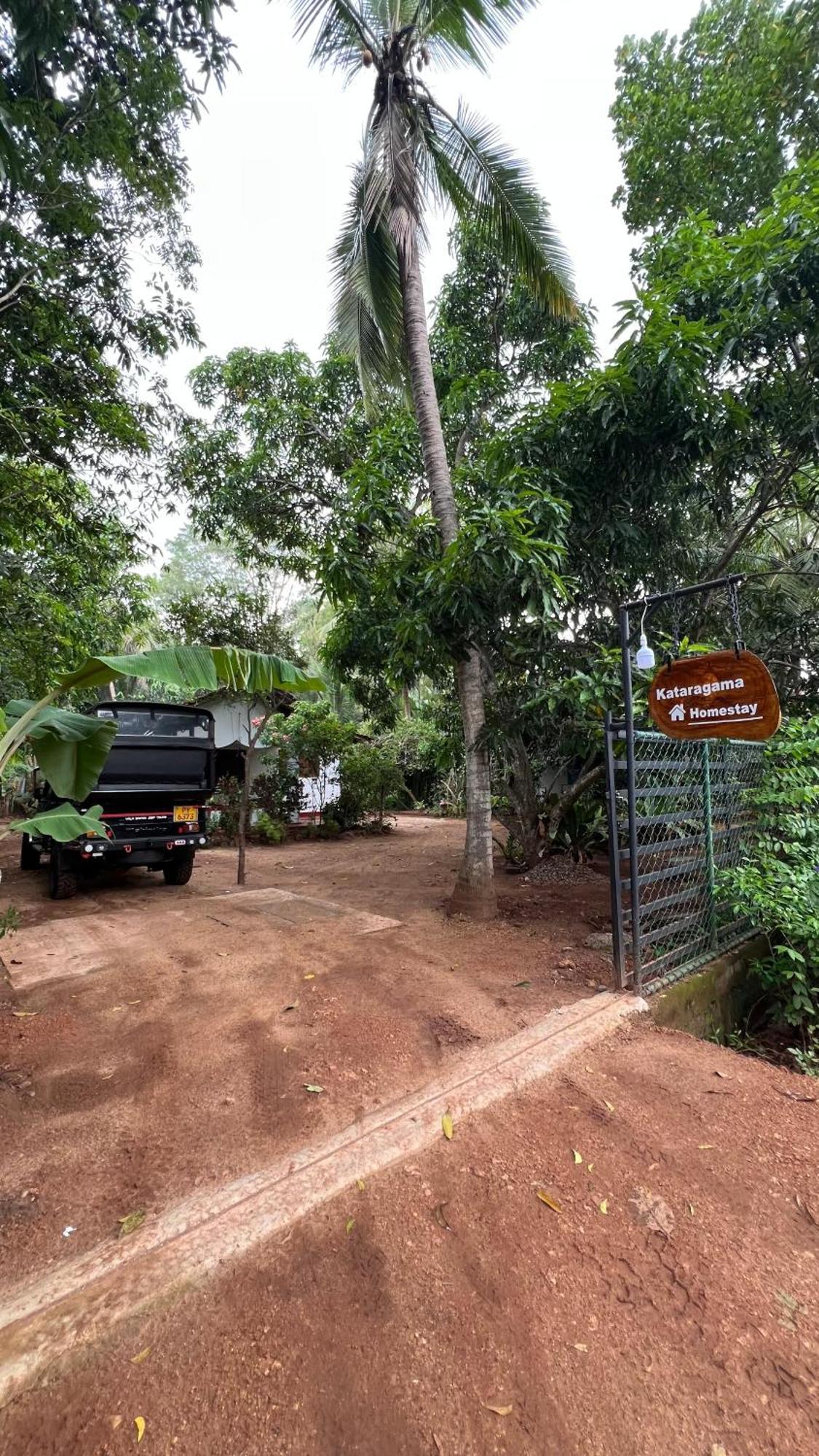Kataragama Homestay Extérieur photo