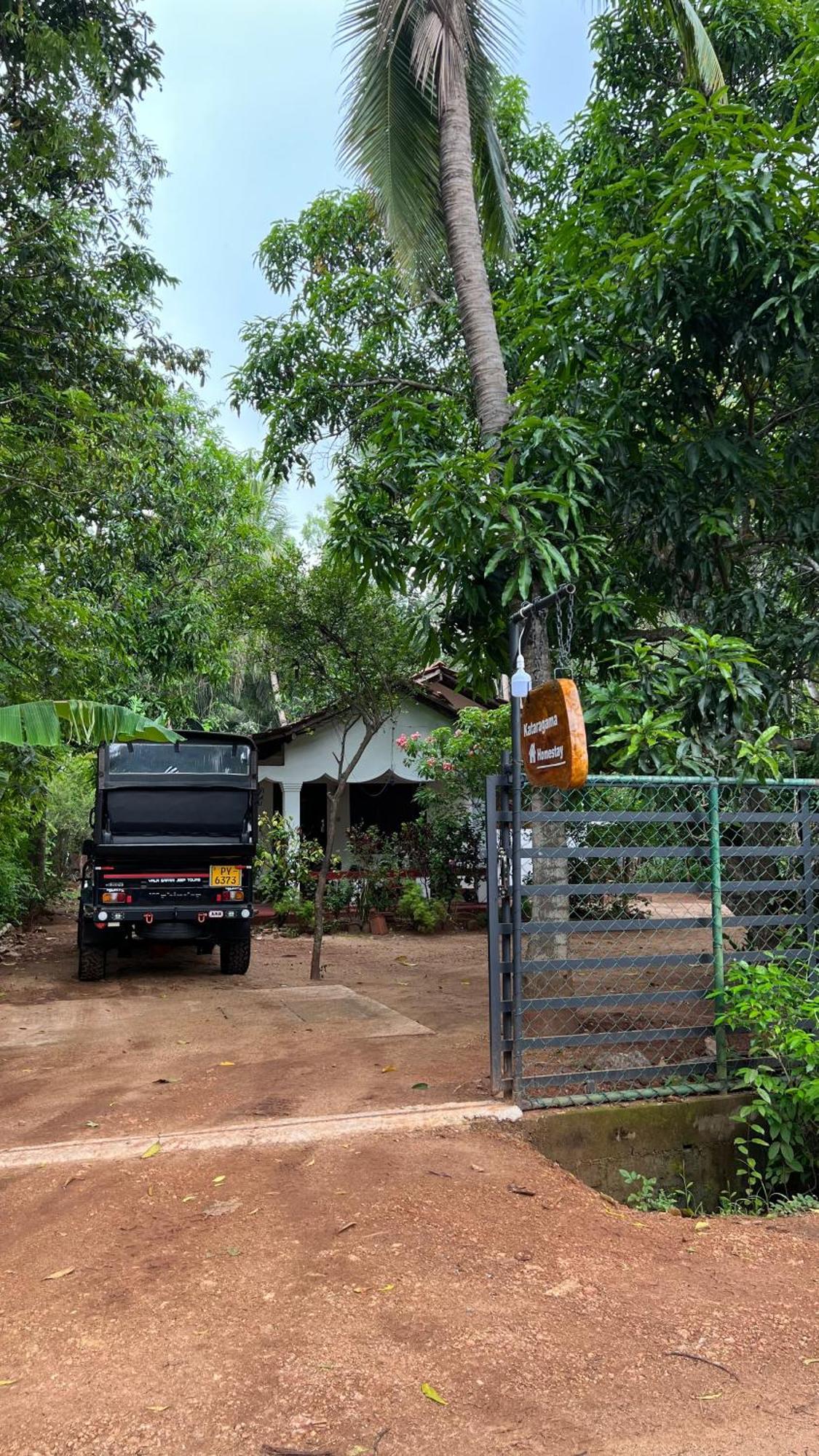 Kataragama Homestay Extérieur photo